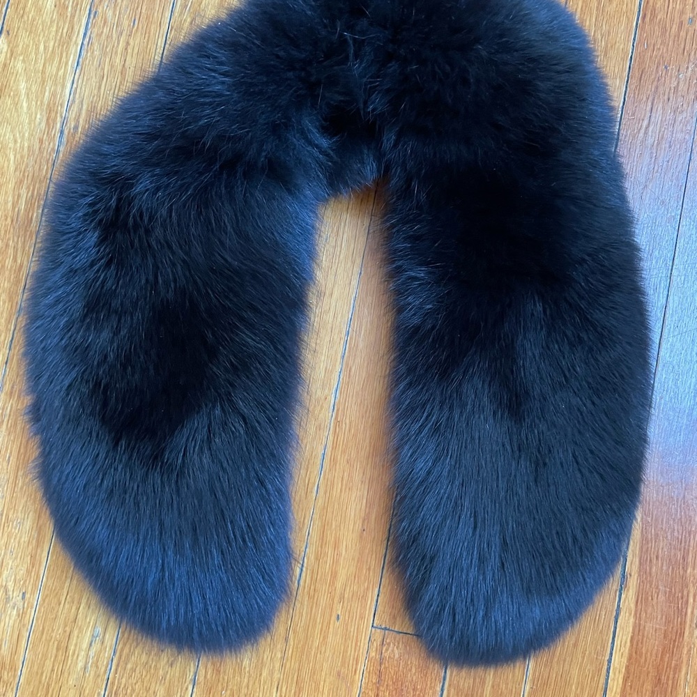 Genuine black fox collar